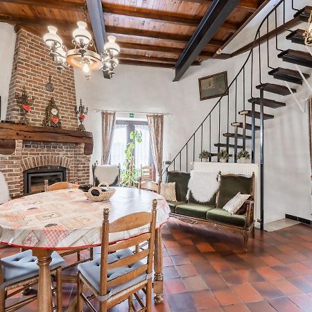 Zottegem Stunning Holiday Home In Oombergen With Terrace And Garden מראה חיצוני תמונה