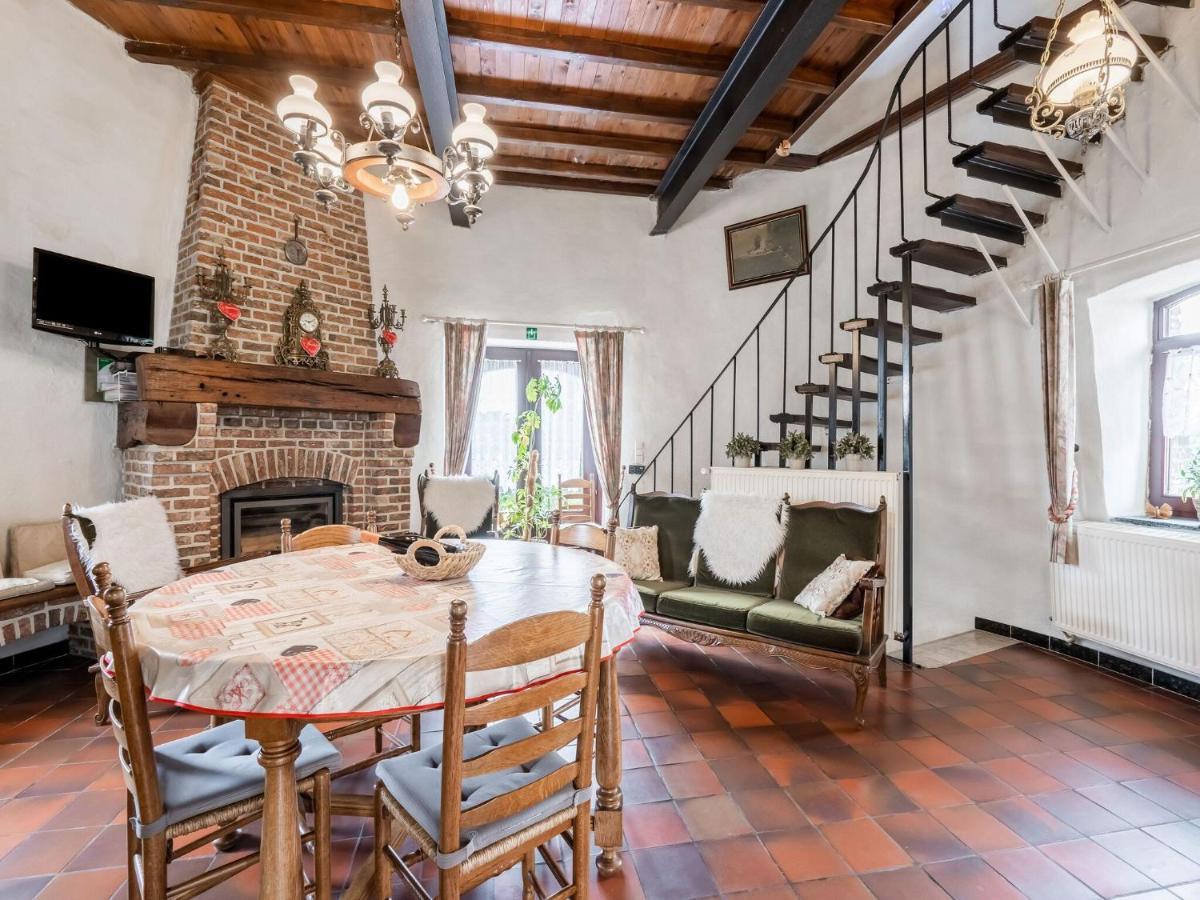 Zottegem Stunning Holiday Home In Oombergen With Terrace And Garden מראה חיצוני תמונה