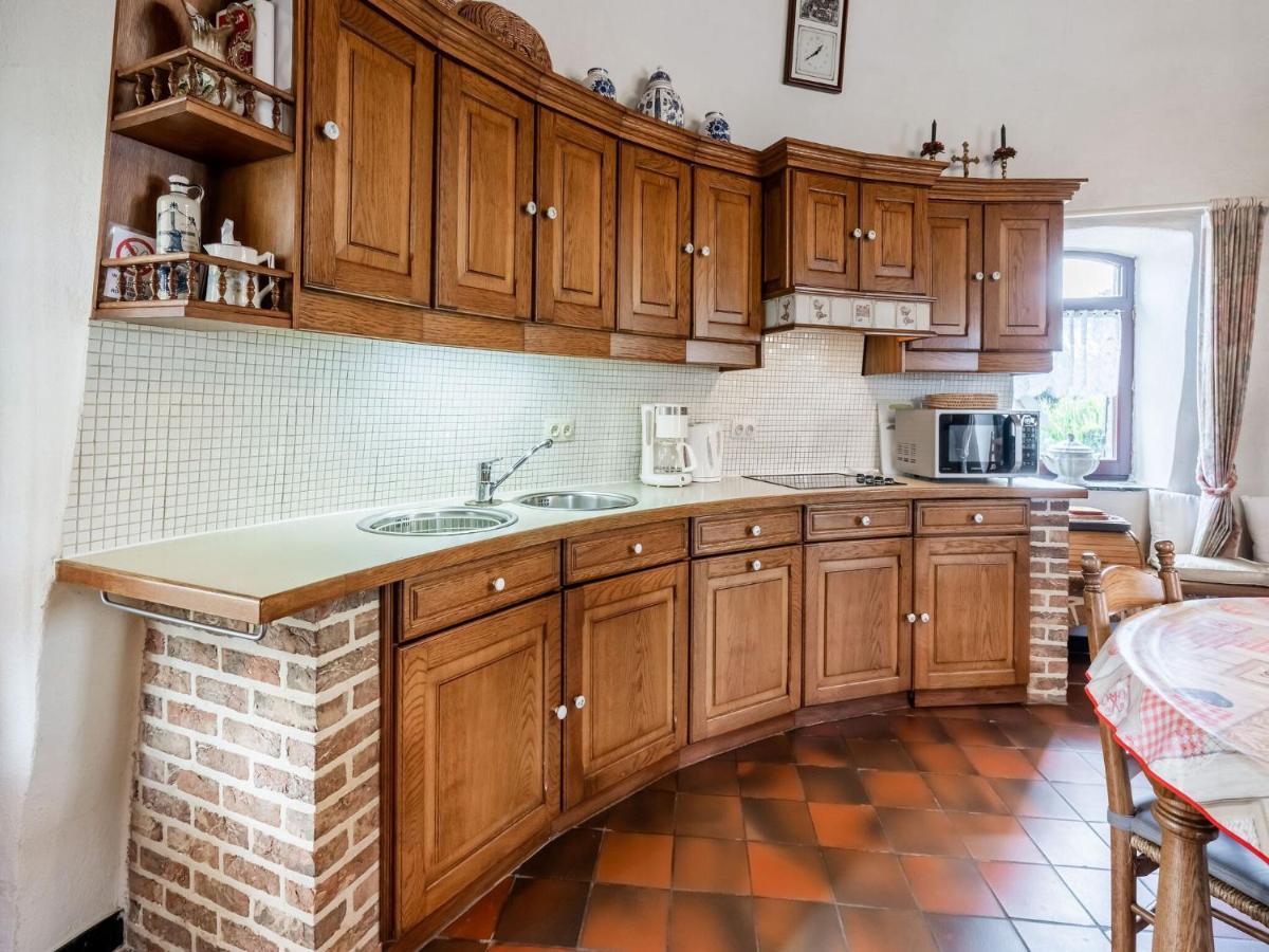 Zottegem Stunning Holiday Home In Oombergen With Terrace And Garden מראה חיצוני תמונה